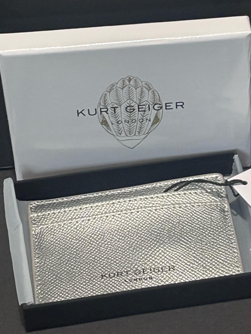 Kurt Geiger Pewter Textured Leather Card Holder NWT & Box - Picture 2 of 8